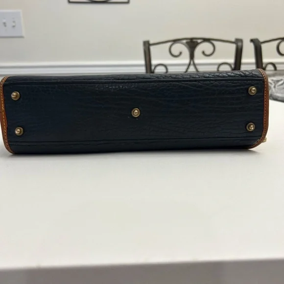 Vintage Dooney & Bourke All Weather Leather Crossbody/Satchel in Dk Blue/Tan - Picture 7 of 16